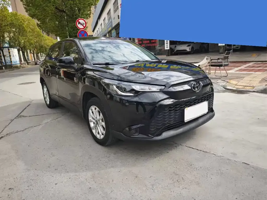 Toyota Frontlander 2023 из CN, фото 3