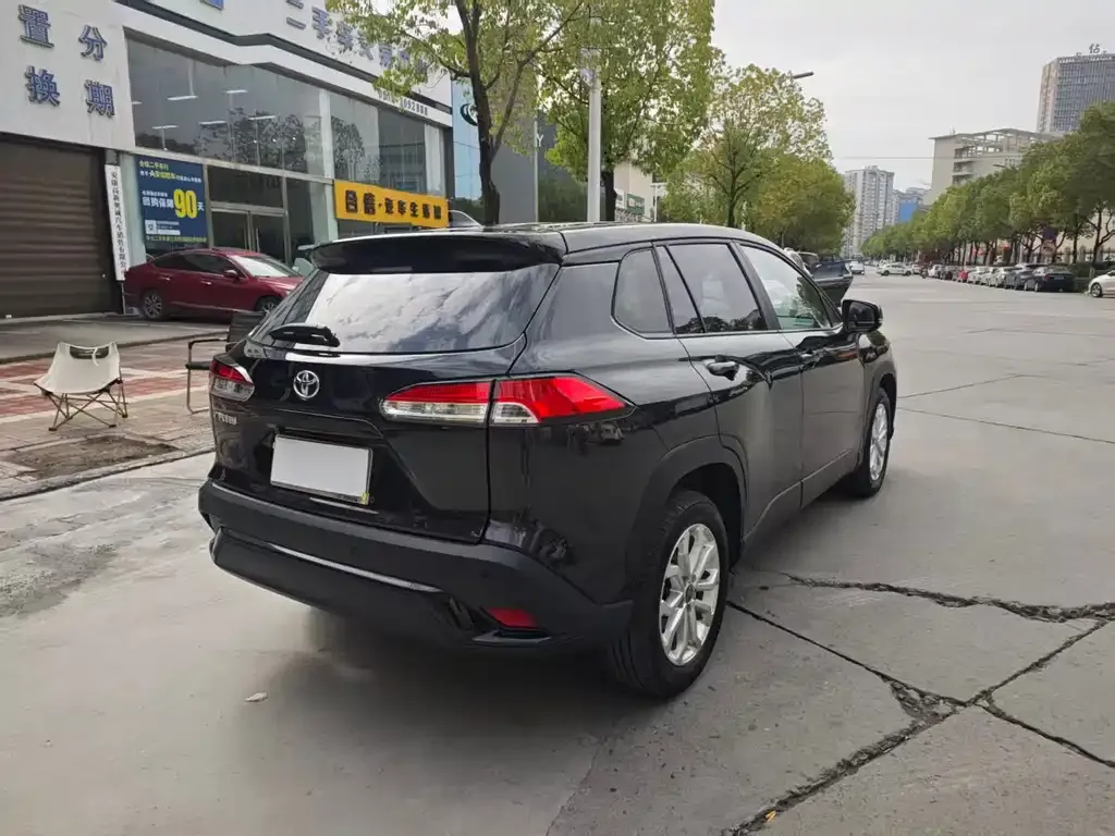 Toyota Frontlander 2023 из CN, фото 7