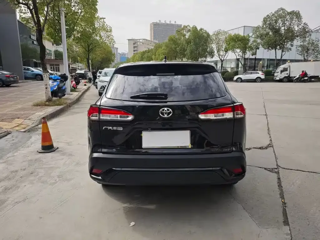 Toyota Frontlander 2023 из CN, фото 8