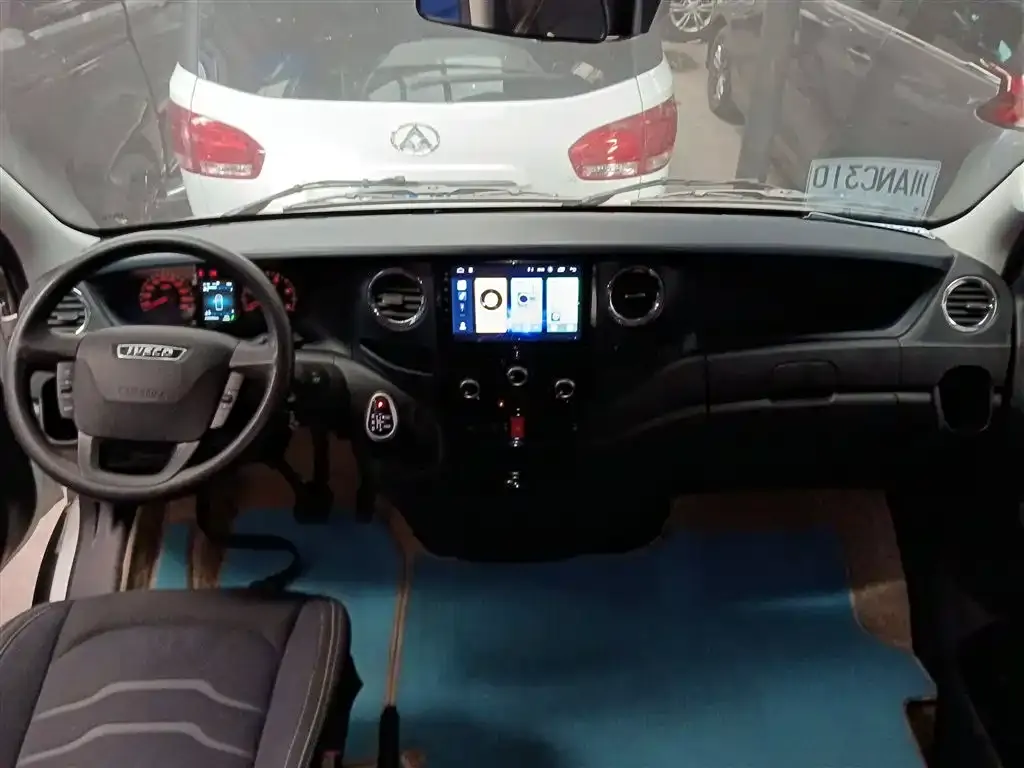 IVECO Ousheng 2023 из CN, фото 10