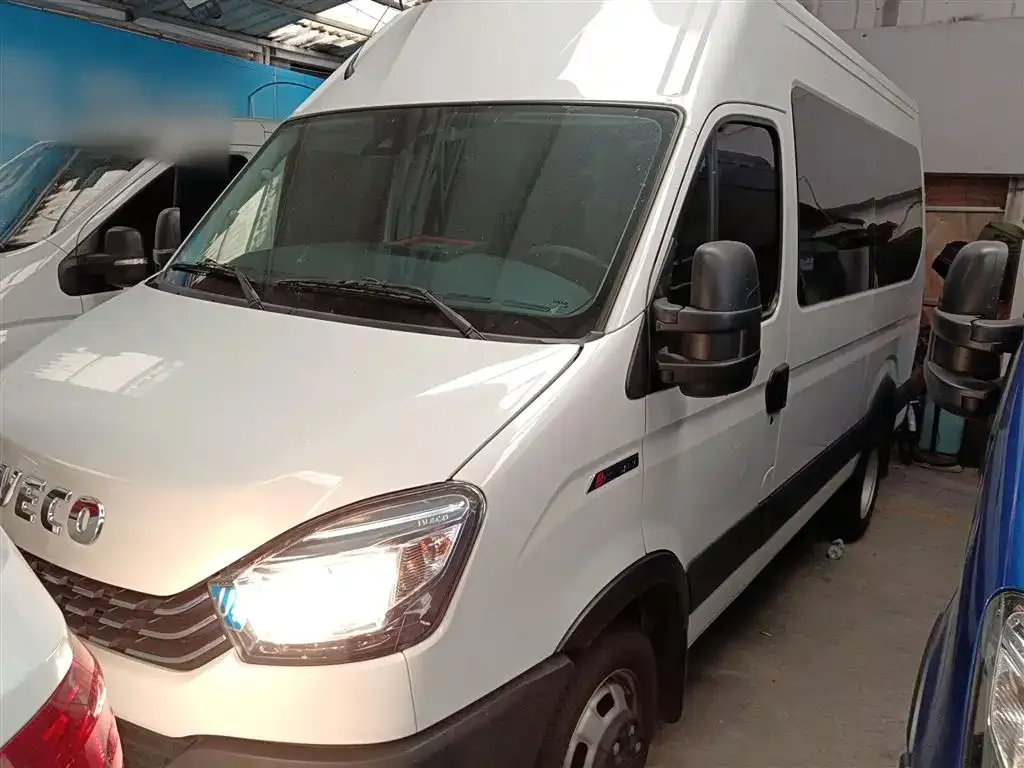 IVECO Ousheng 2023 из CN, фото 2