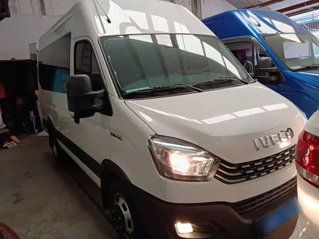 IVECO Ousheng 2023 из CN, фото 4