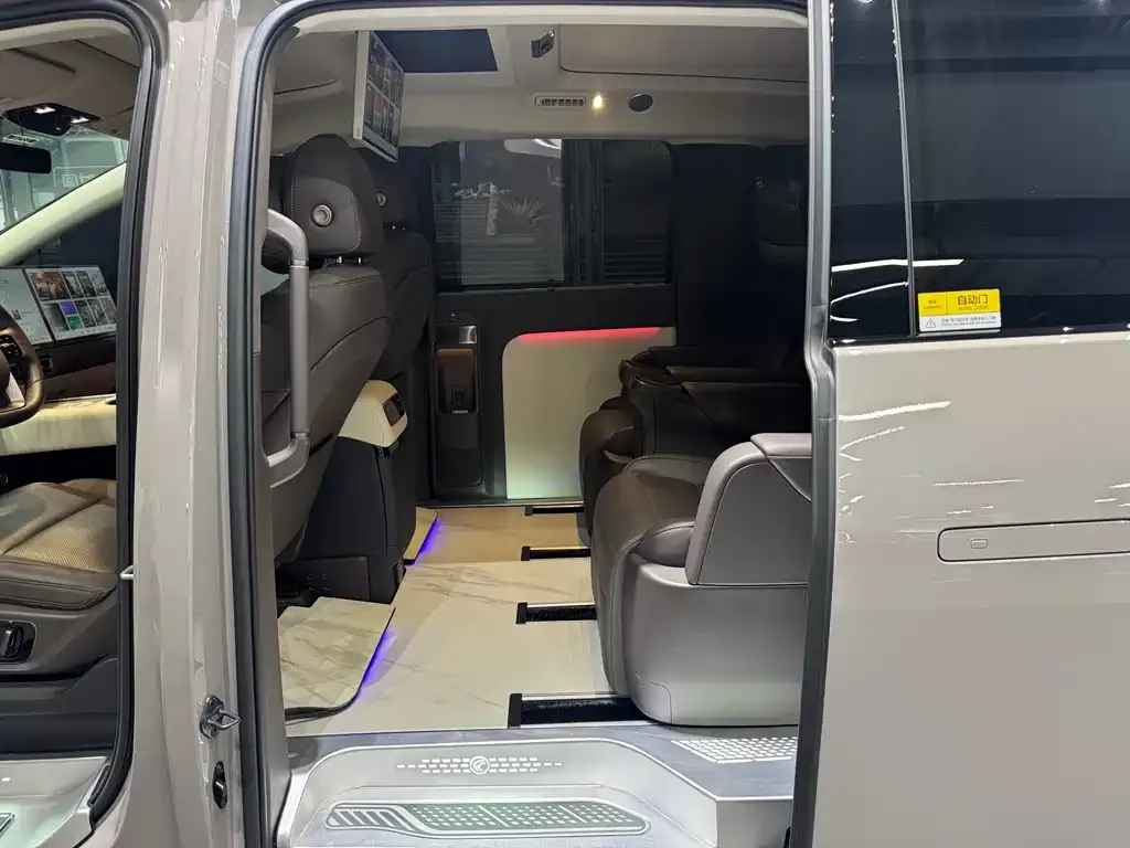 Li Auto MEGA 2025 из CN, фото 6