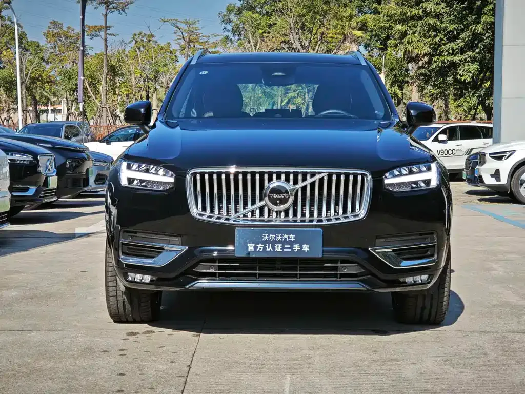 Volvo XC90 2023 из CN, фото 3