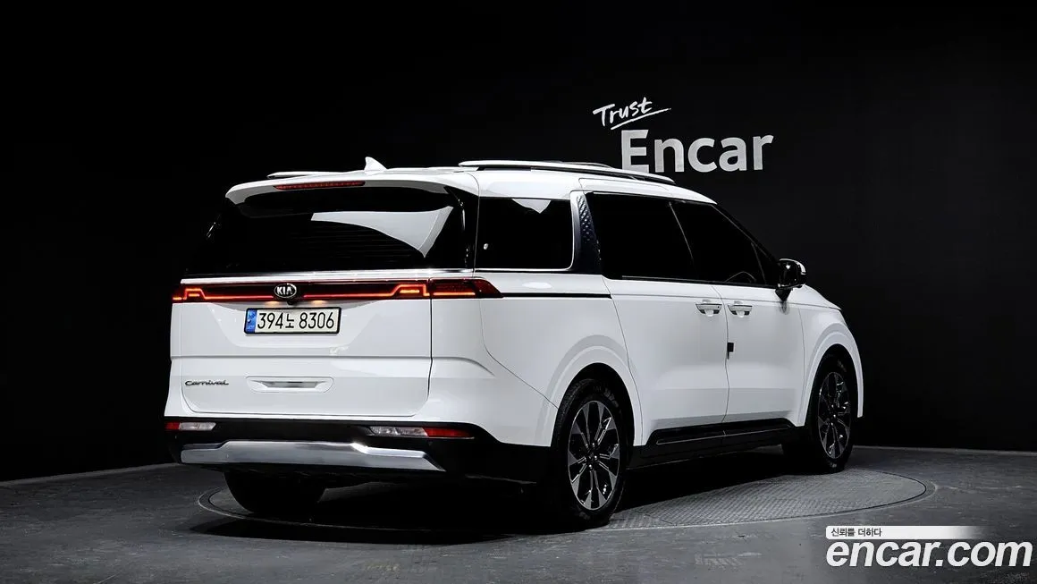 Kia Carnival — фото 2