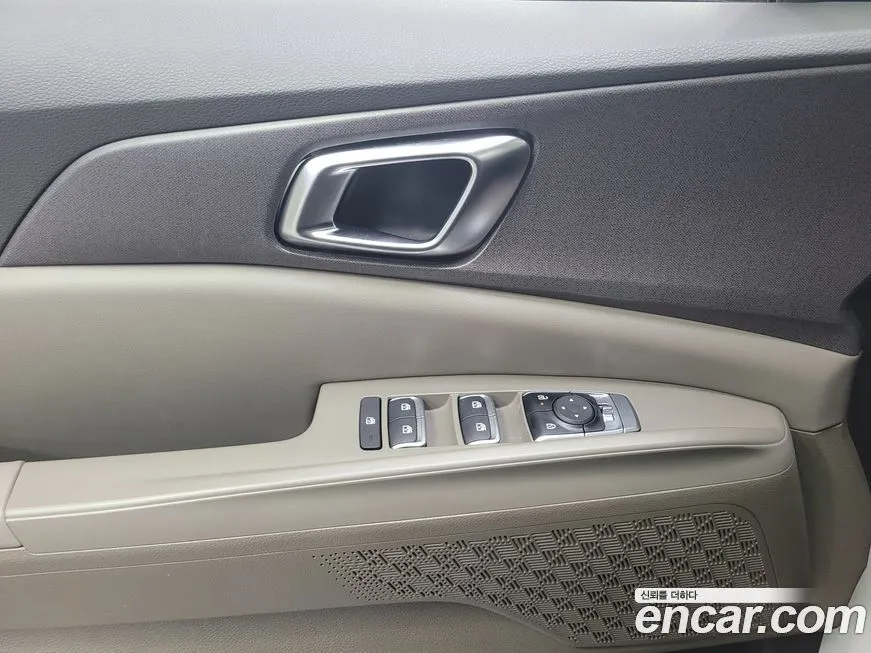 Kia Carnival — фото 4