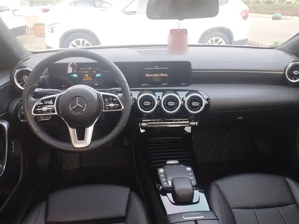 Mercedes-Benz A-Class 2022 из CN, фото 10