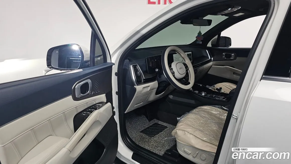 Kia Sorento — фото 10