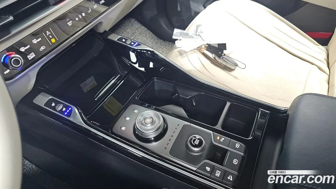 Kia Sorento — фото 9