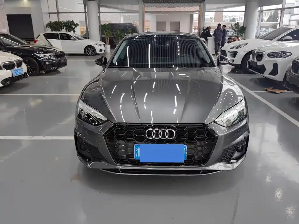 Audi A5 (Import) — фото 2