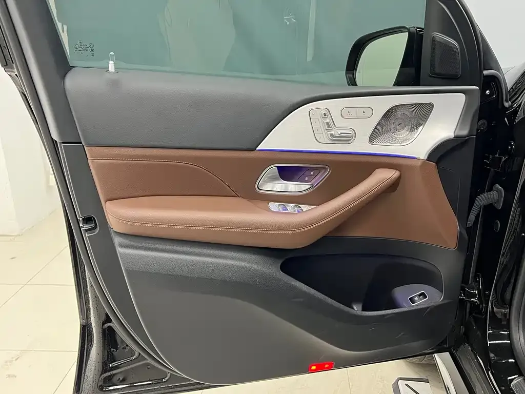 Mercedes-Benz GLS 2024 из CN, фото 5