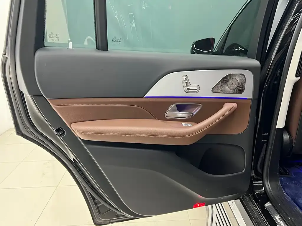 Mercedes-Benz GLS 2024 из CN, фото 9