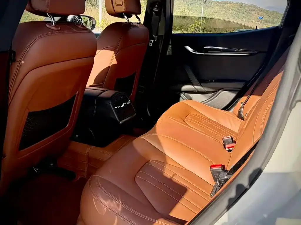 Maserati Ghibli 2023 из CN, фото 8