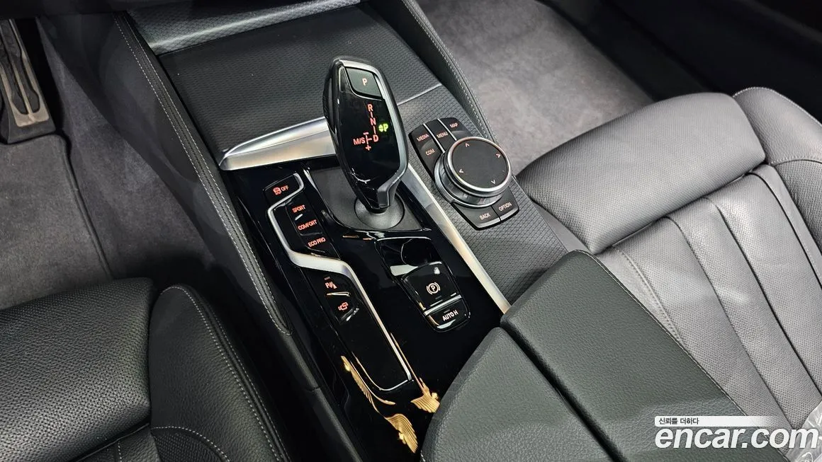 BMW 5-Series 2023 из KR, фото 9