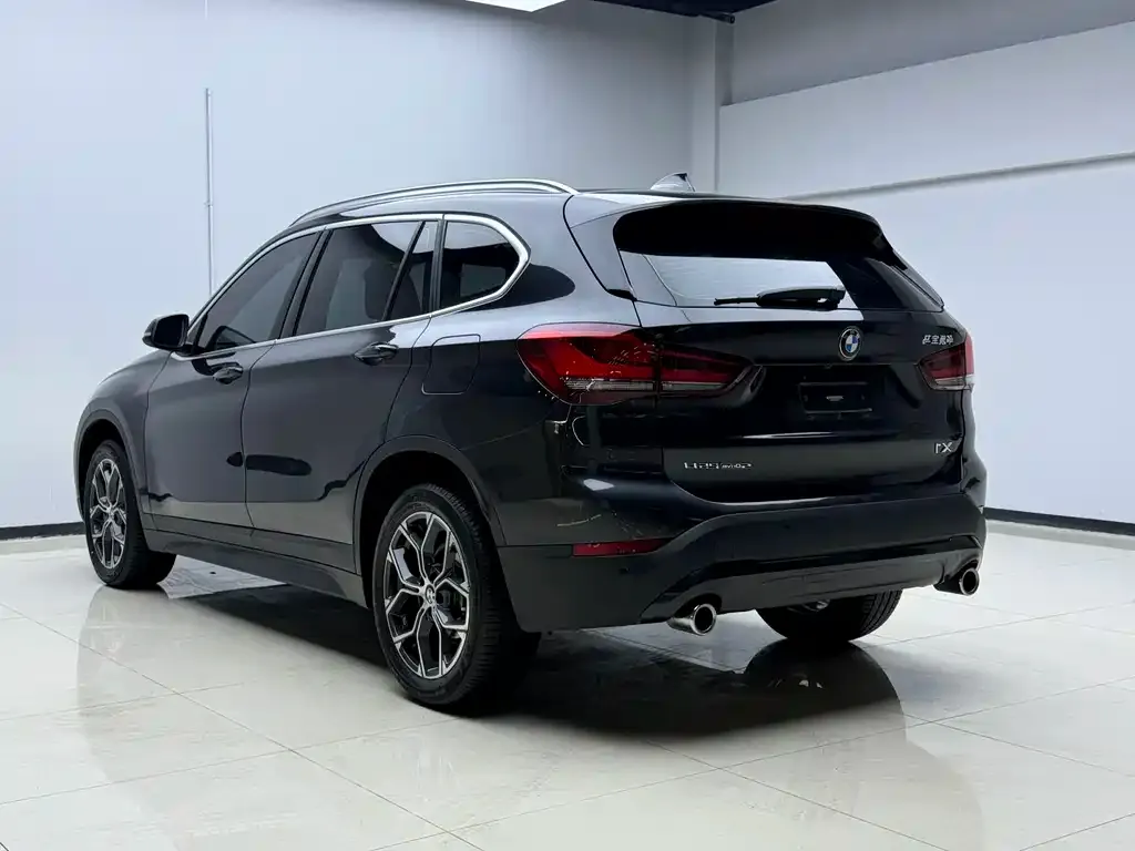 BMW X1 — фото 4