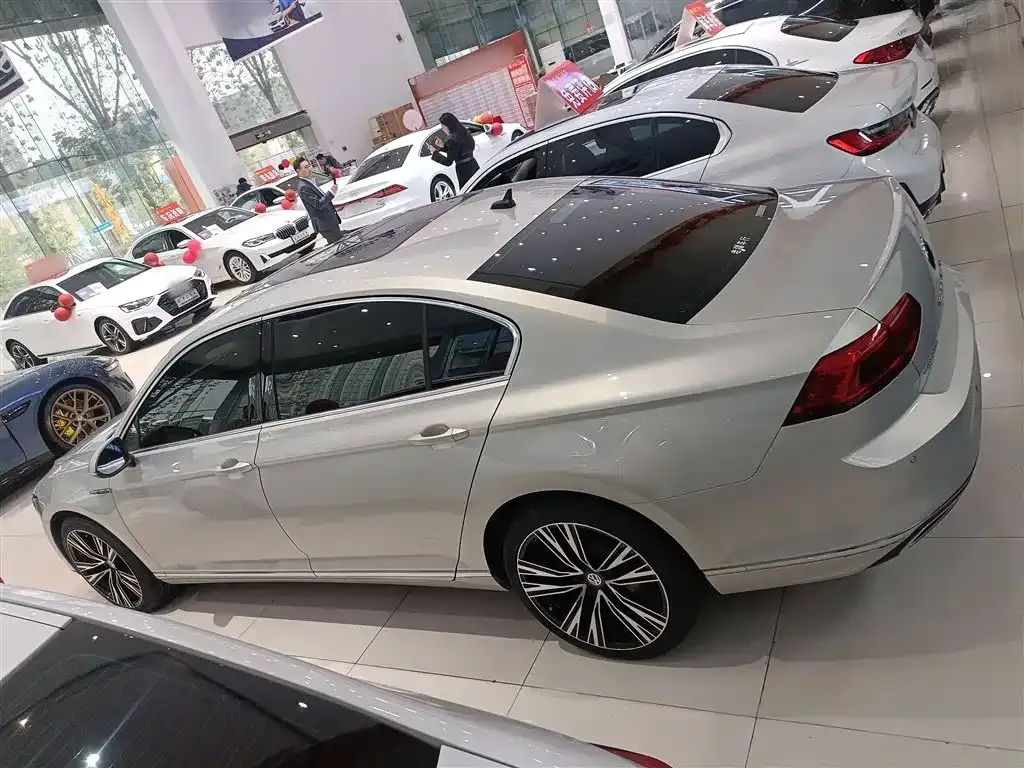 Volkswagen Magotan 2021 из CN, фото 5