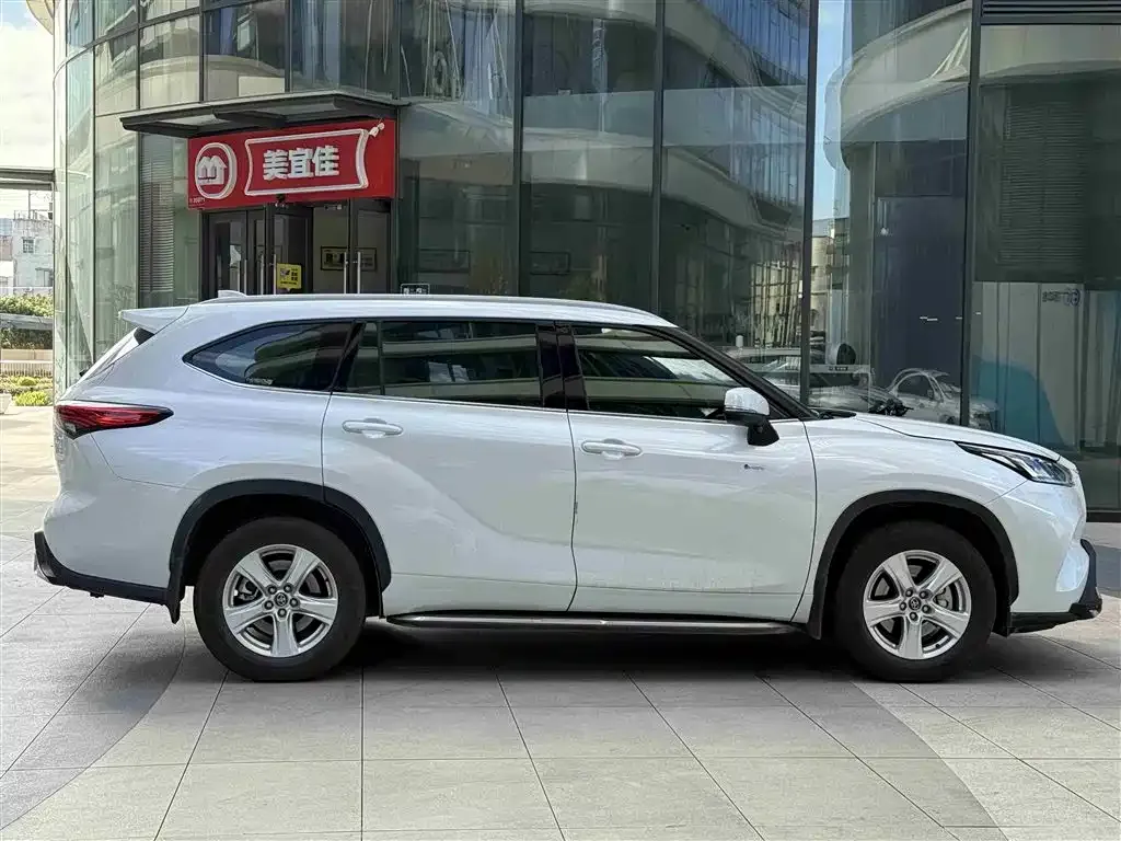 Toyota Highlander 2025 из CN, фото 8