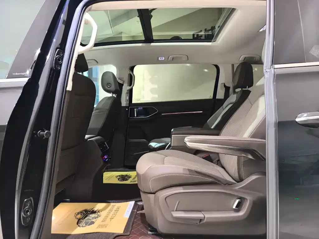 Volkswagen Viloran 2023 из CN, фото 5