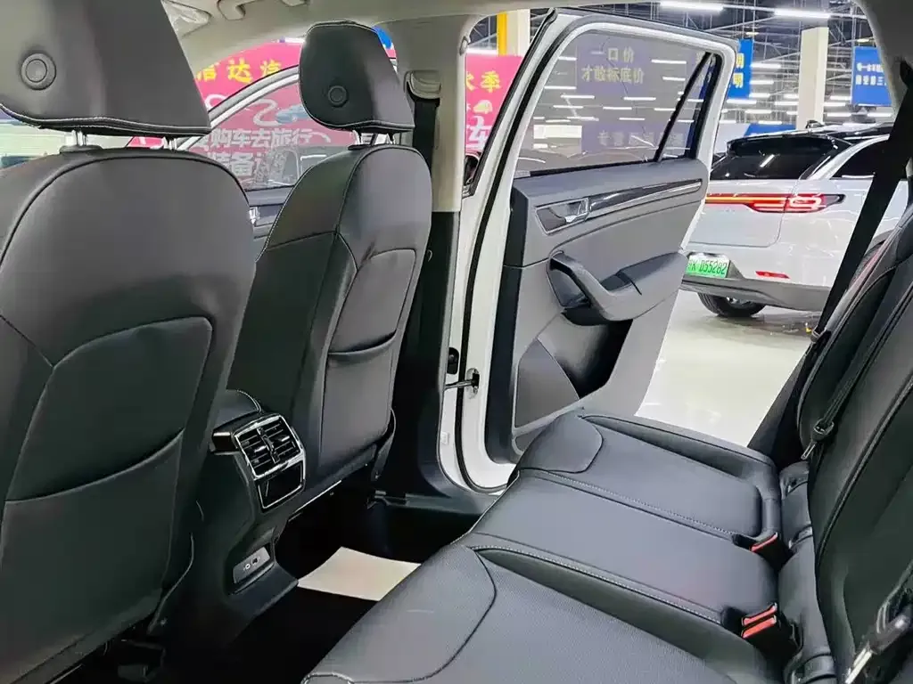 Skoda Kodiaq 2024 из CN, фото 8