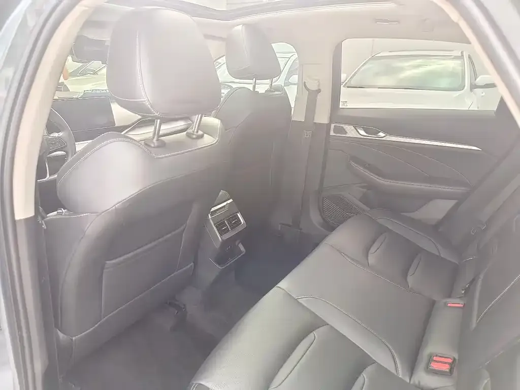 Geely Xingrui 2021 из CN, фото 5