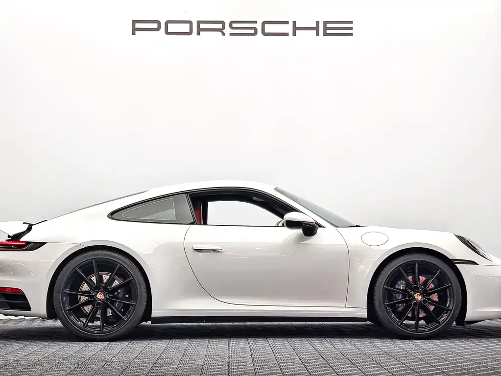 Porsche 911 2024 из CN, фото 4