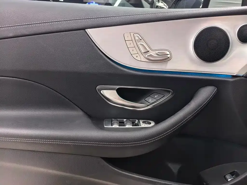 Mercedes-Benz E-Class (Import) 2021 из CN, фото 4