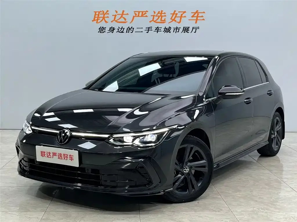 Volkswagen Golf 2023 из CN, фото 1