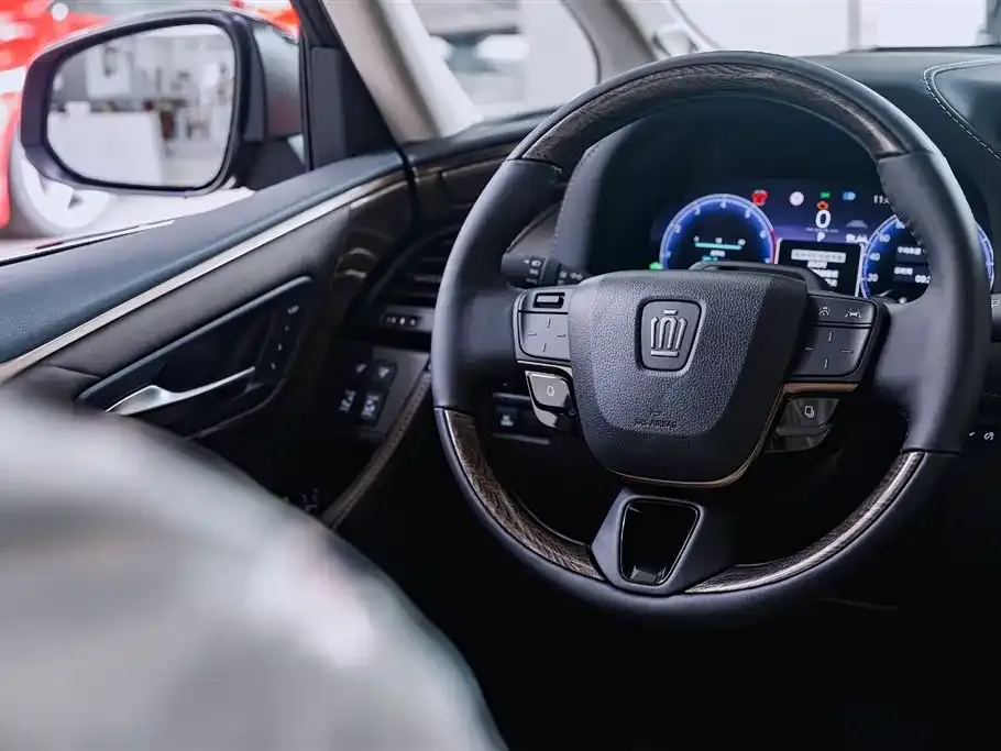 Toyota Vellfire 2024 из CN, фото 7