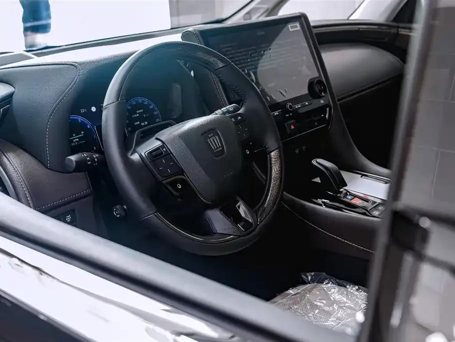 Toyota Vellfire 2024 из CN, фото 8