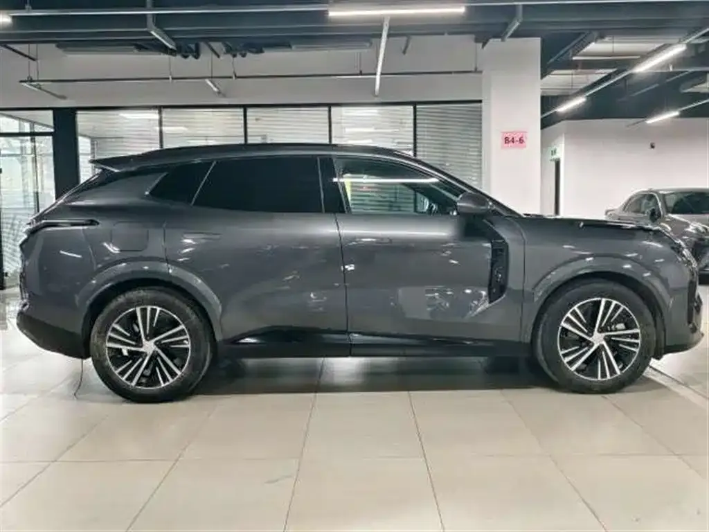 Lynk & Co 08 EM-P 2023 из CN, фото 9