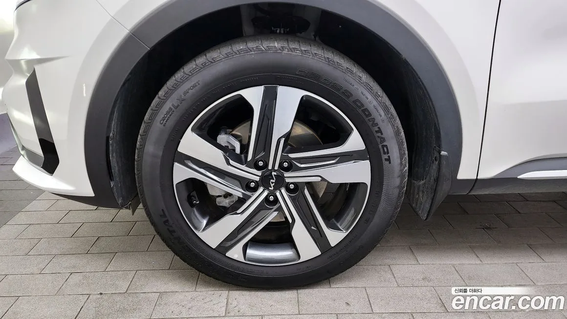 Kia Sorento — фото 5