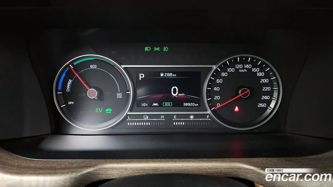 Kia Sorento — фото 8