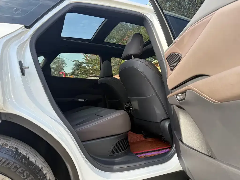 Lexus RX 2024 из CN, фото 8