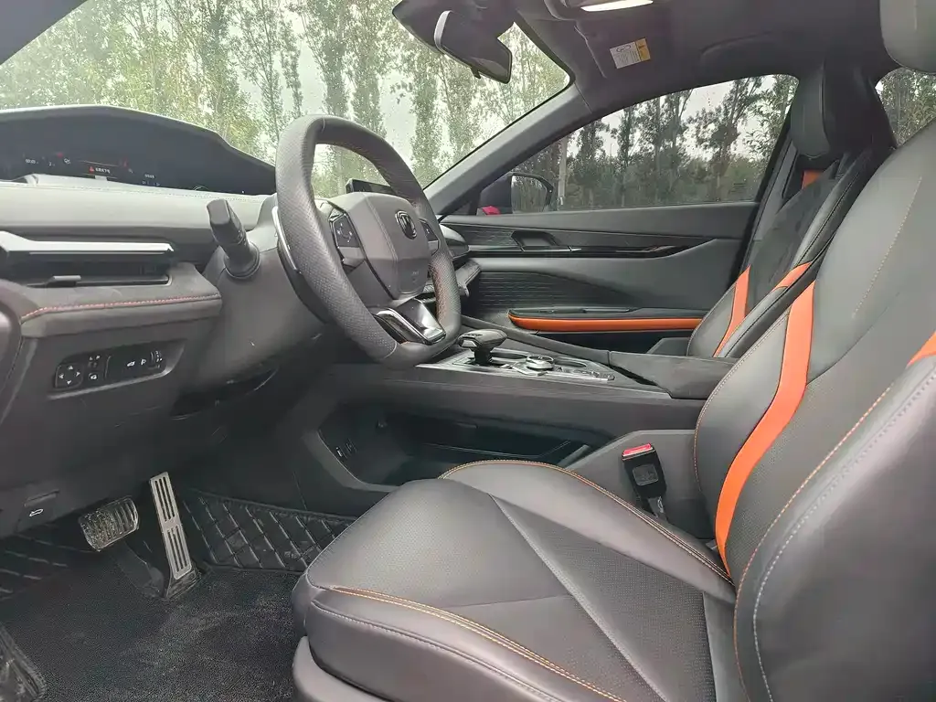 Changan UNI-V 2023 из CN, фото 4