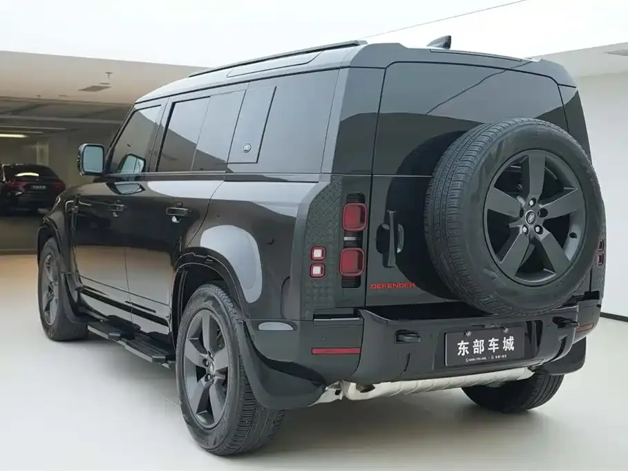 Land Rover Defender — фото 4