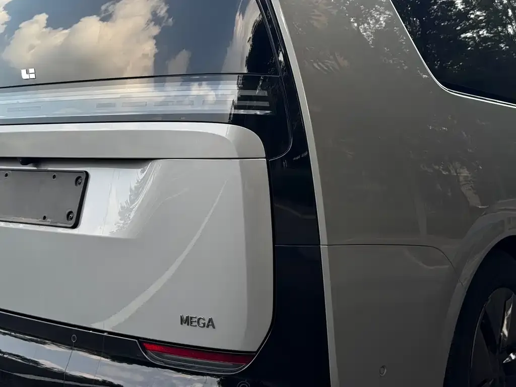 Li Auto MEGA 2025 из CN, фото 9