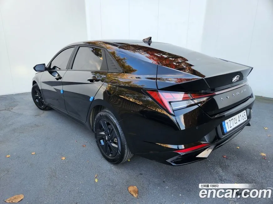 Hyundai AVANTE — фото 2