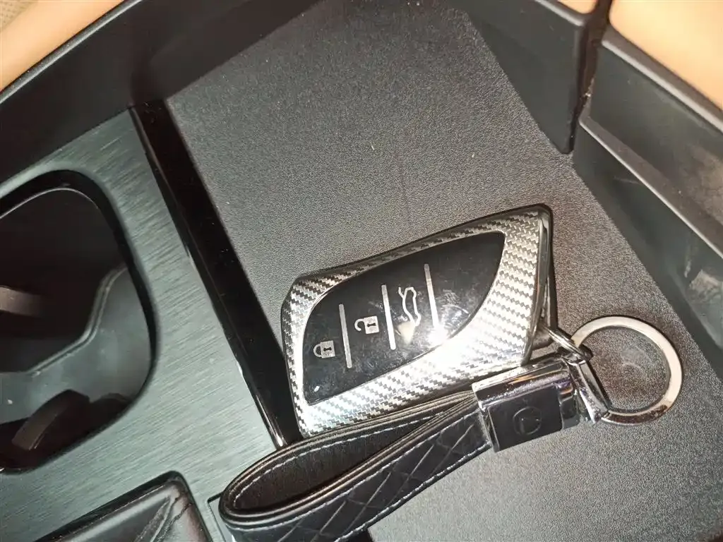 Lexus ES 2023 из CN, фото 9