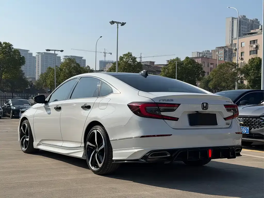 Honda Accord 2022 из CN, фото 4