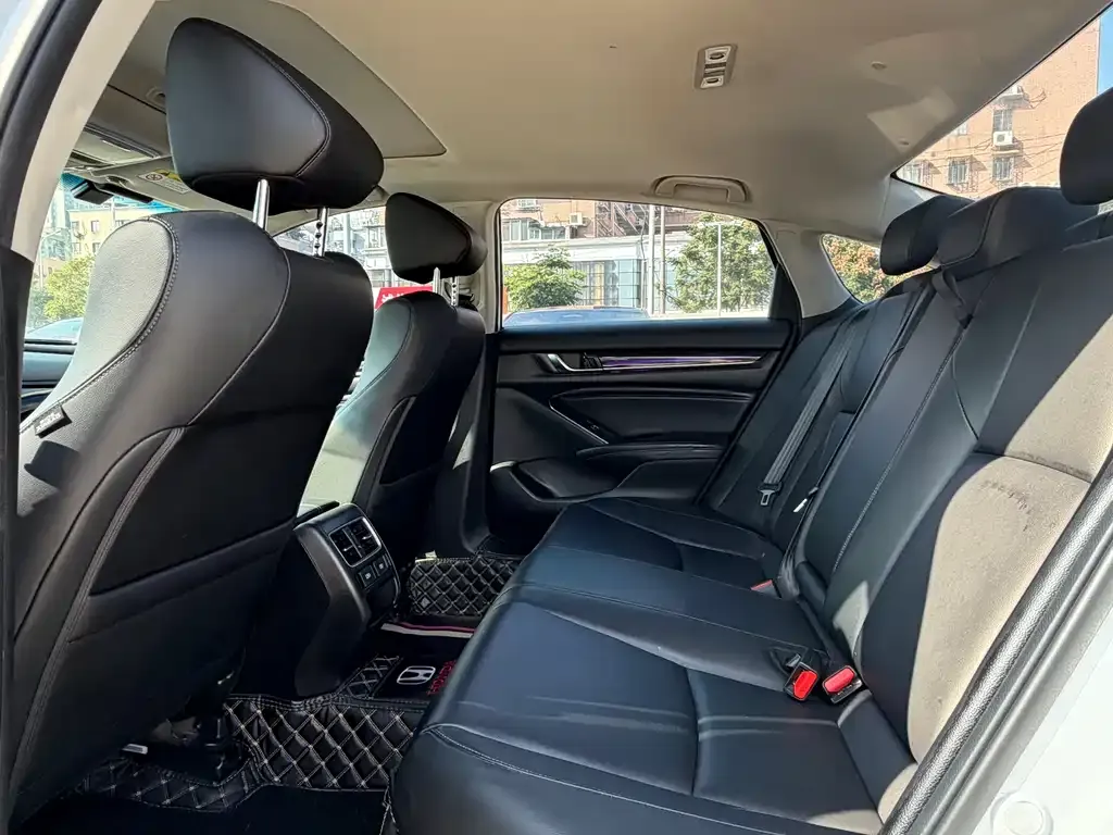 Honda Accord 2022 из CN, фото 8