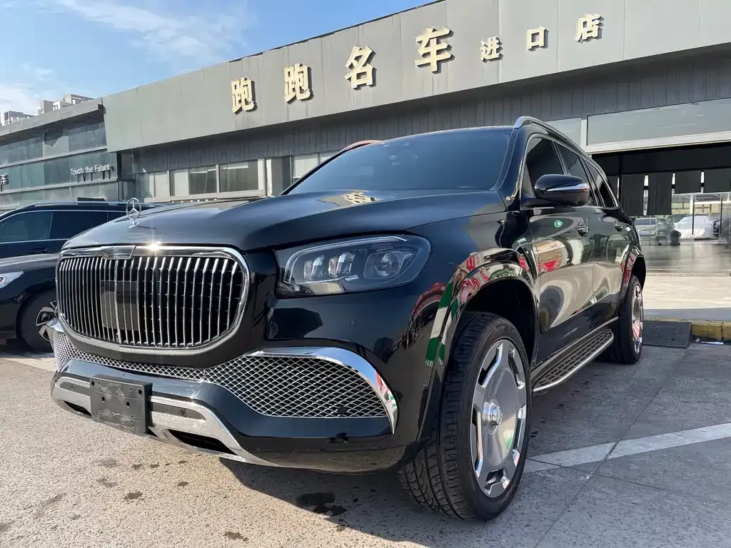 Mercedes-Benz GLS — фото 1