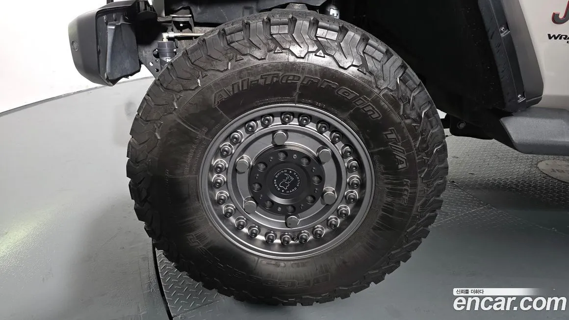 Jeep Wrangler 2021 из KR, фото 5