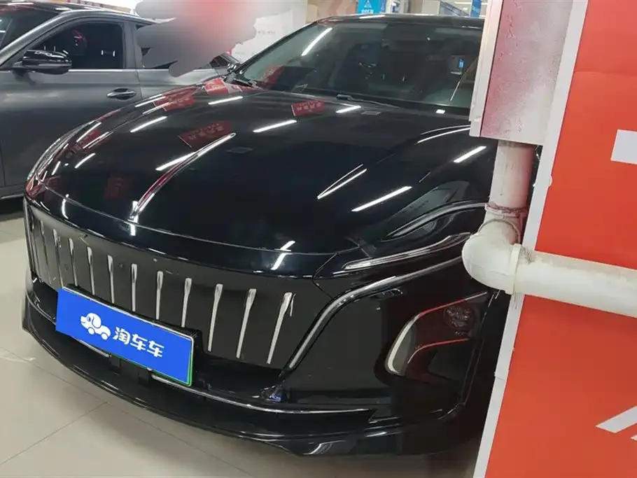 Hongqi E-QM5 2023 из CN, фото 1