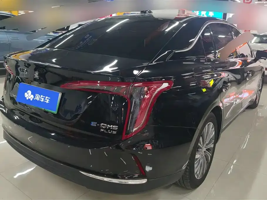 Hongqi E-QM5 2023 из CN, фото 3