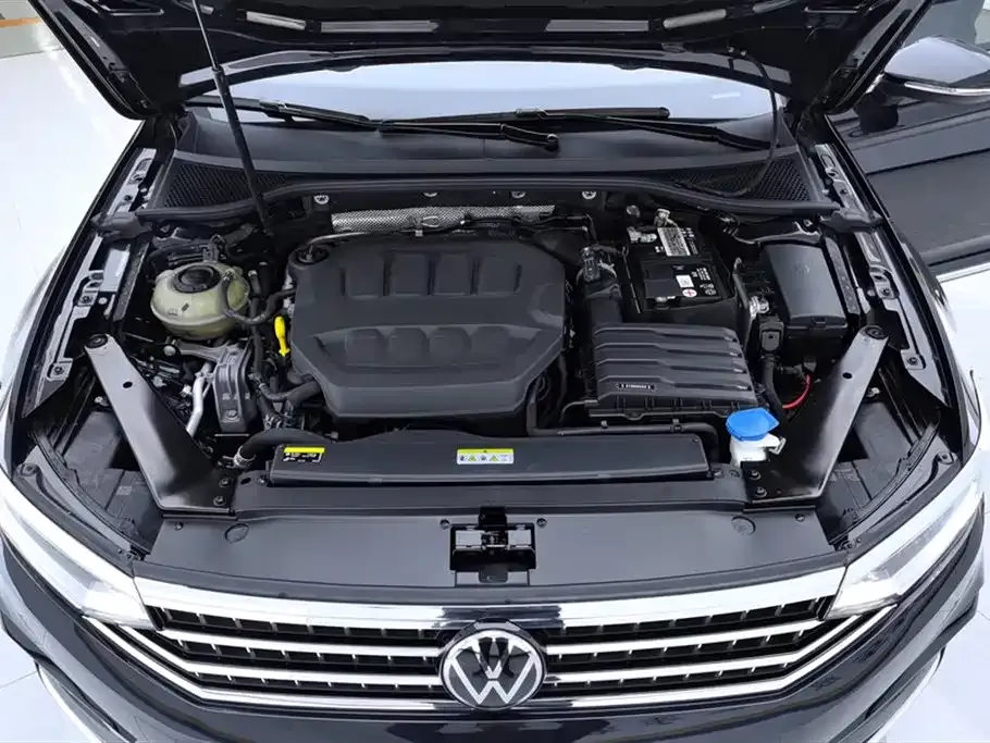 Volkswagen Magotan 2023 из CN, фото 10