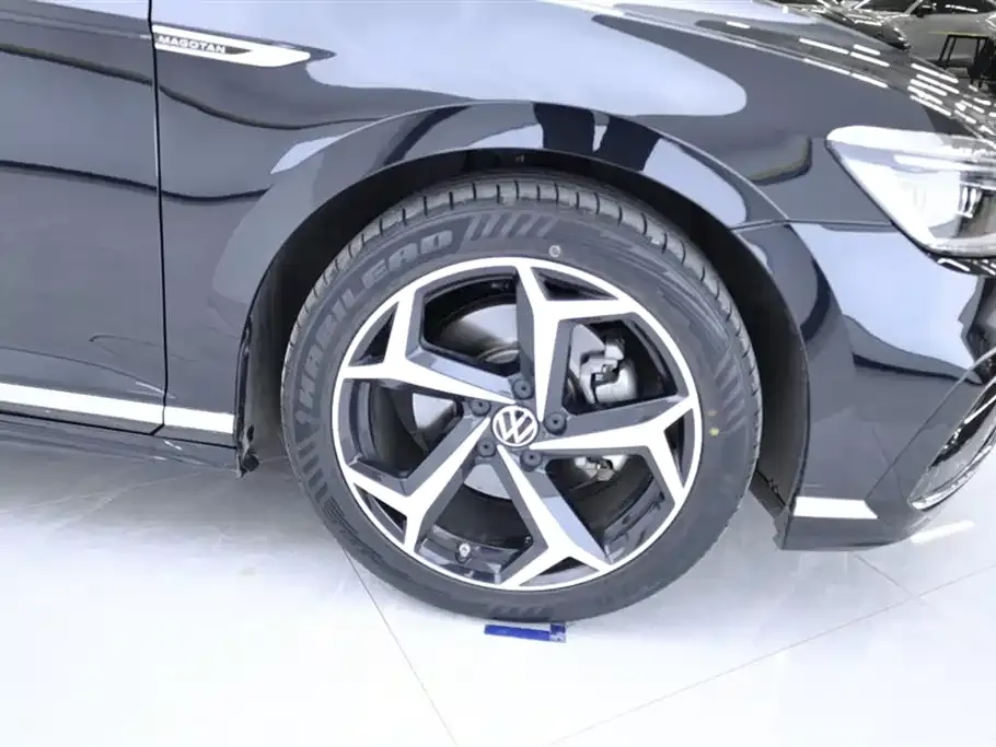Volkswagen Magotan 2023 из CN, фото 6