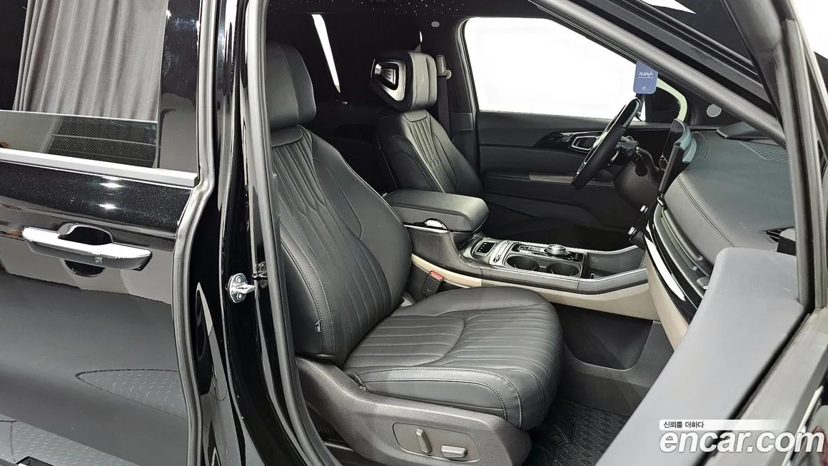 Kia Carnival — фото 10