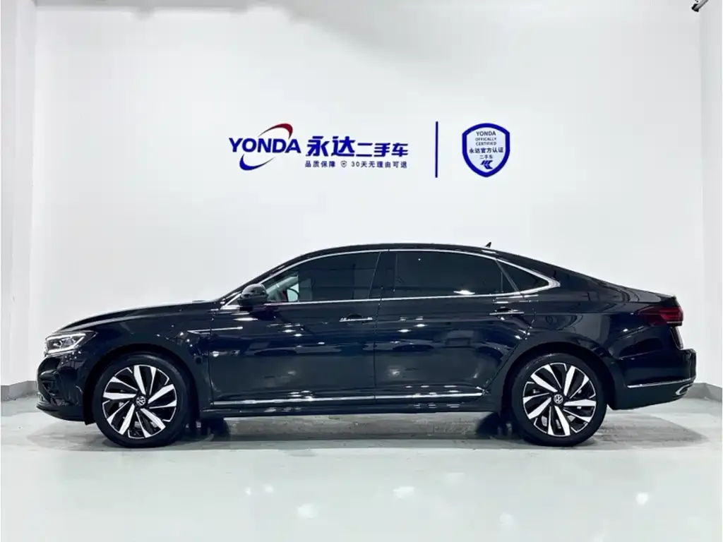 Volkswagen Passat — фото 2