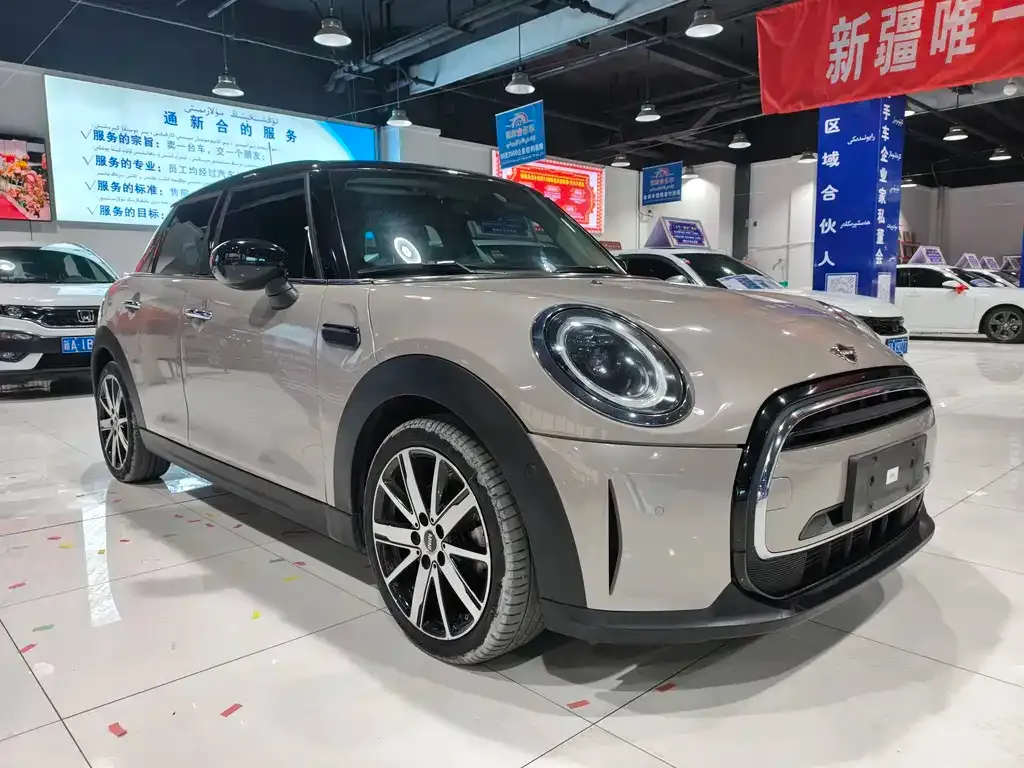 MINI Cooper (3-door) 2022 из CN, фото 3