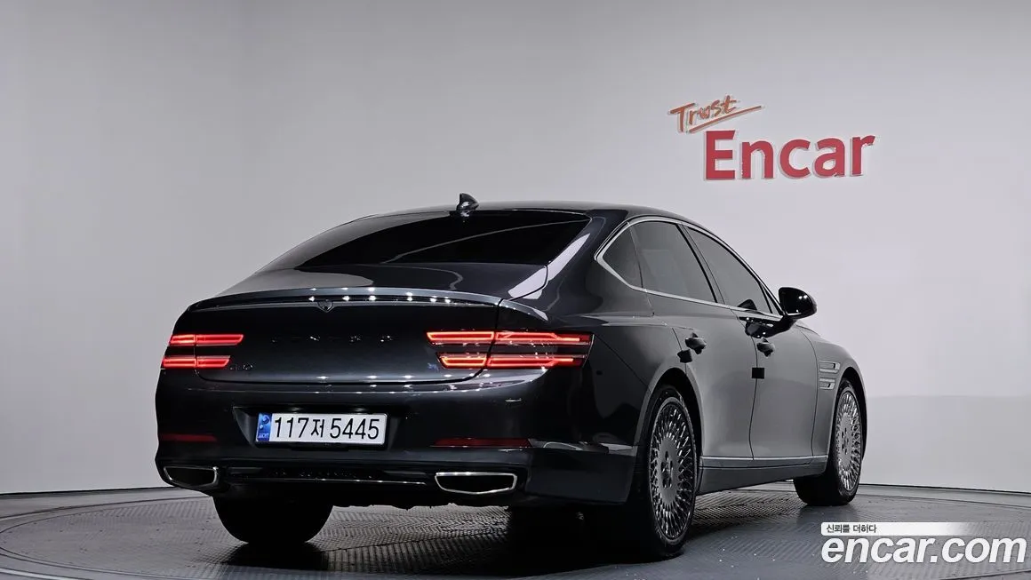 Genesis G80 — фото 2